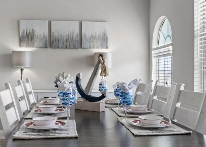 Apartment Coastal Retreat I Unbeatable Location I Sleeps 8 Clearwater Beach